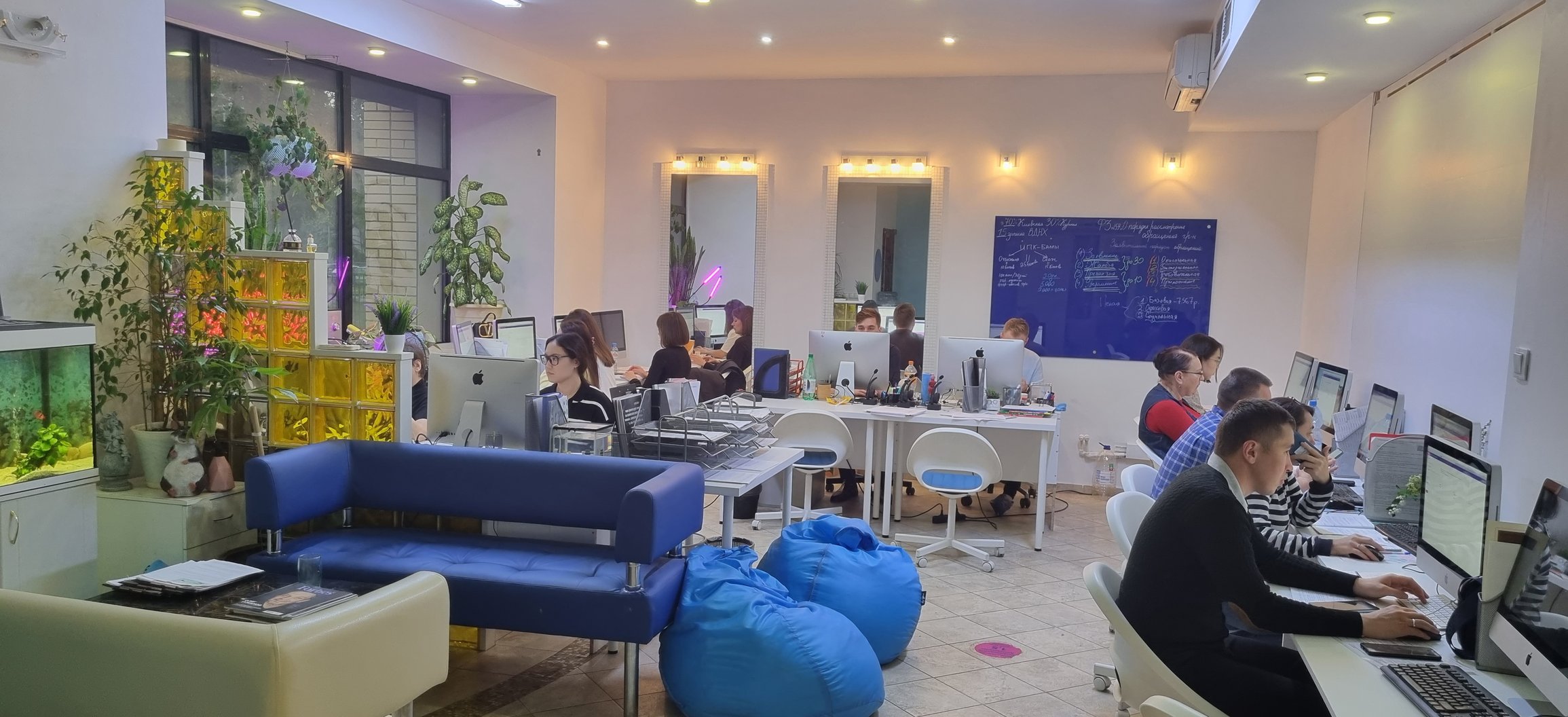 Вакансия Помощник юриста, младший юрист в Москве, работа в компании Калипсо