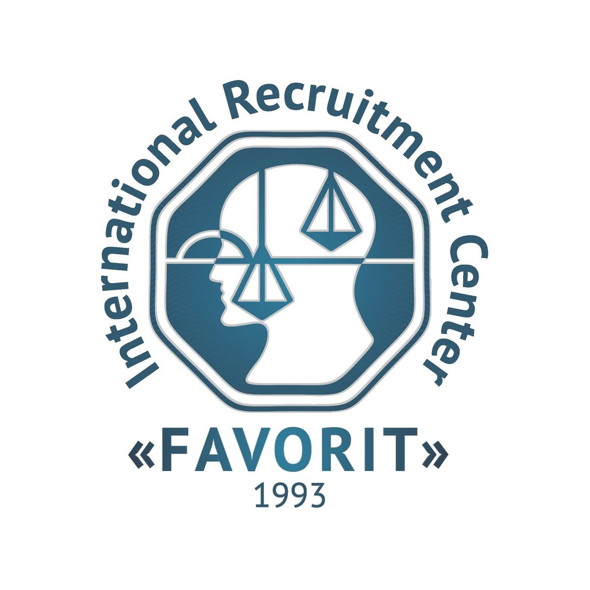 Фаворит, Международный кадровый центр