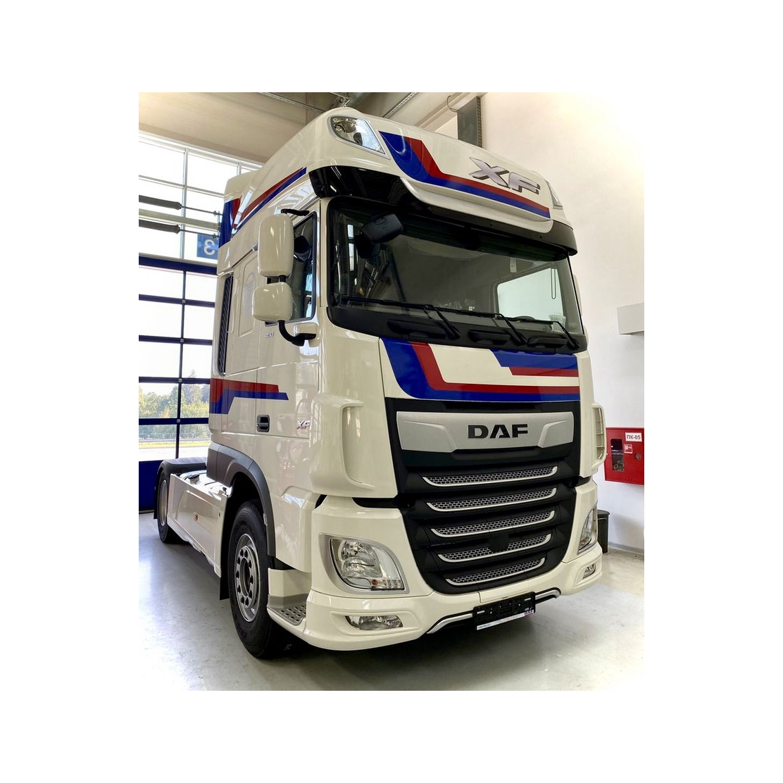 �����-�����, ��