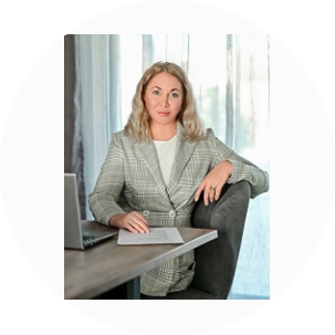 Уварова Елена Леонидовна