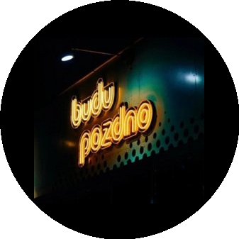 Бар Буду поздно