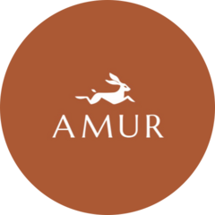 Amur Nails