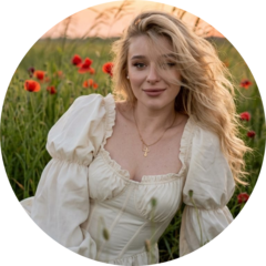 Валиханова Анна Сергеевна