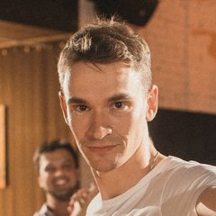 Сухарь Руслан Сергеевич