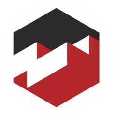 Три Кирпича